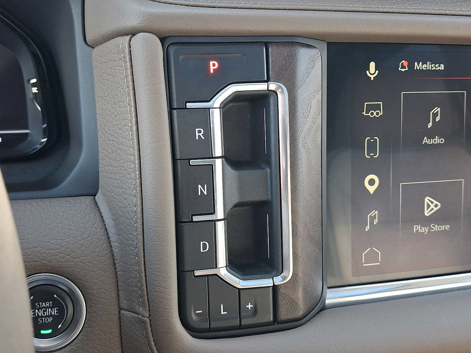 Used 2024 GMC Yukon Denali w/ Denali Reserve Package AWD/4WD image 14