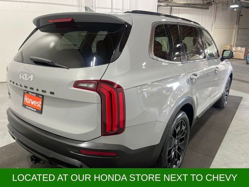 Used 2022 Kia Telluride EX w/ EX Premium Package image 7