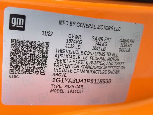 Used 2023 Chevrolet Corvette Stingray Convertible w/ Z51 Performance Package image 18