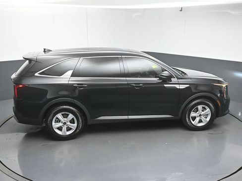 Used 2026 Kia Sorento LX FWD image 46