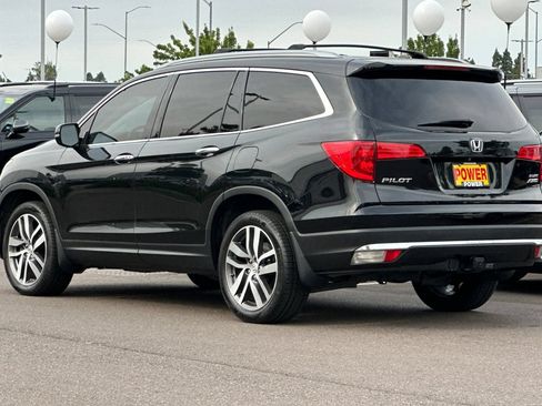 Used 2017 Honda Pilot Elite image 6