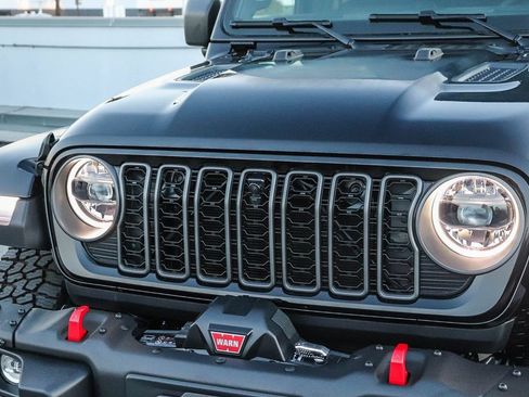 New 2026 Jeep Gladiator Rubicon AWD/4WD image 6