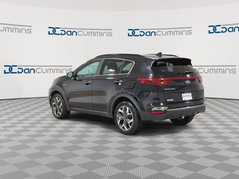 Used 2022 Kia Sportage EX AWD/4WD image 6