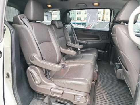 Used 2018 Honda Odyssey EX-L image 19