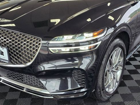 Used 2025 Genesis GV70 2.5T image 10