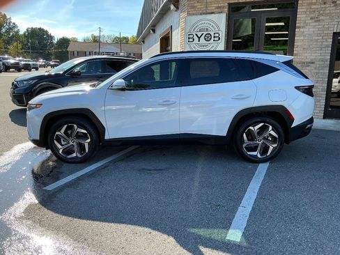 Used 2023 Hyundai Tucson Limited FWD image 2