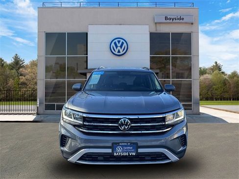 Certified 2022 Volkswagen Atlas SE image 8