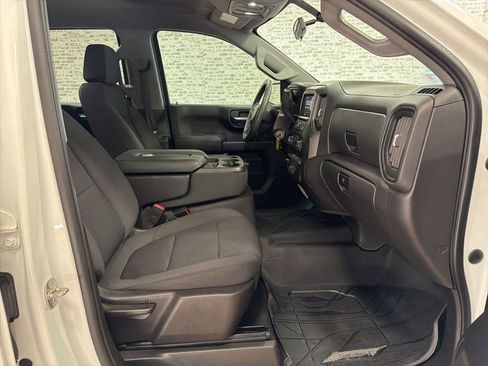 Used 2021 Chevrolet Silverado 1500 Custom Trail Boss AWD/4WD image 11