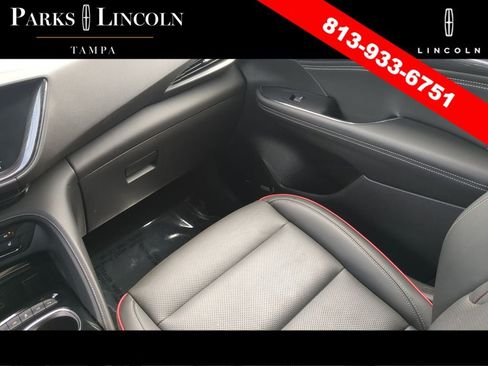 Used 2022 Buick Envision Essence w/ Technology Package II AWD/4WD image 15