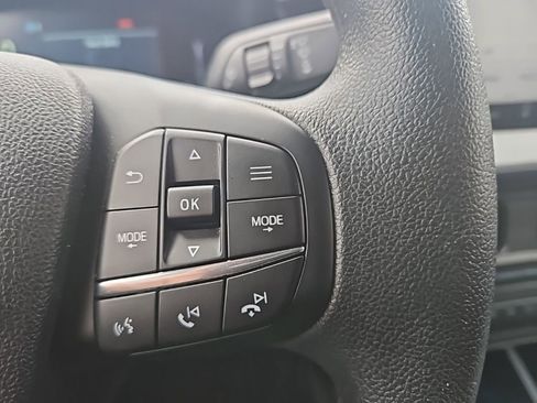 Used 2025 Ford Maverick XLT w/ Equipment Group 302A image 19