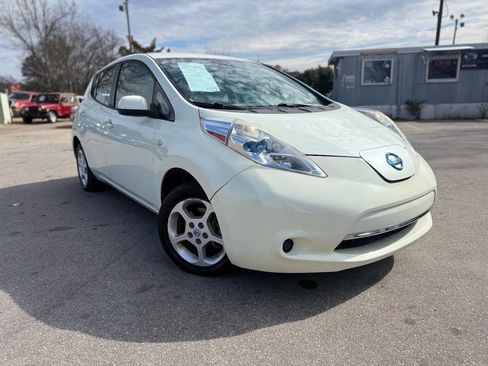 Used 2012 Nissan Leaf SV image 1