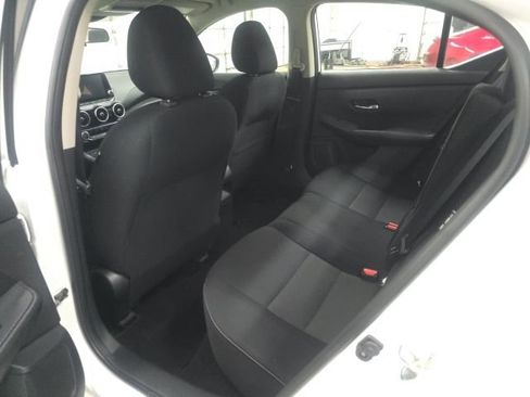 Used 2022 Nissan Sentra SV image 13