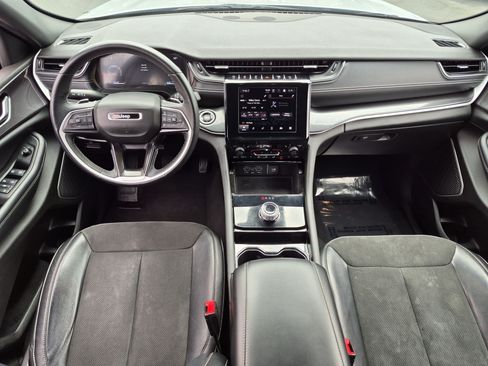 Used 2021 Jeep Grand Cherokee L Laredo AWD/4WD image 27