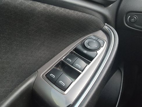 Used 2018 Chevrolet Malibu LT FWD image 27