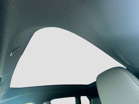 New 2026 BMW iX xDrive60 image 16