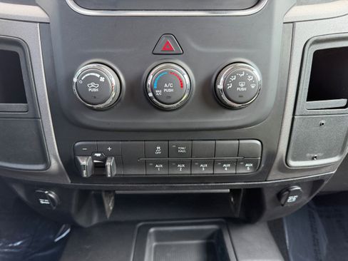Used 2017 RAM 3500 Tradesman w/ Chrome Appearance Group AWD/4WD image 21