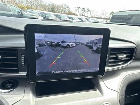 Used 2023 Ford Explorer XLT w/ Equipment Group 202A image 19