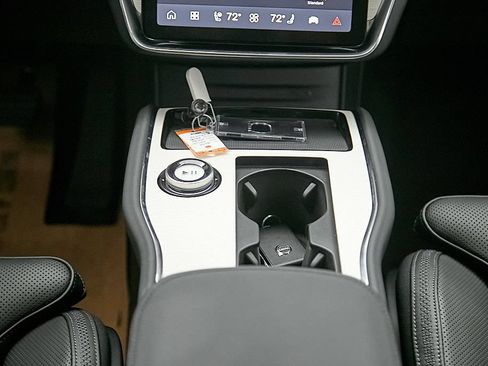 New 2026 Volvo EX90 Ultra AWD/4WD image 33