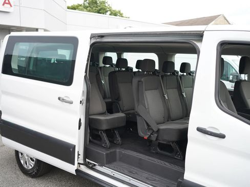 Used 2024 Ford Transit 350 XLT RWD image 13