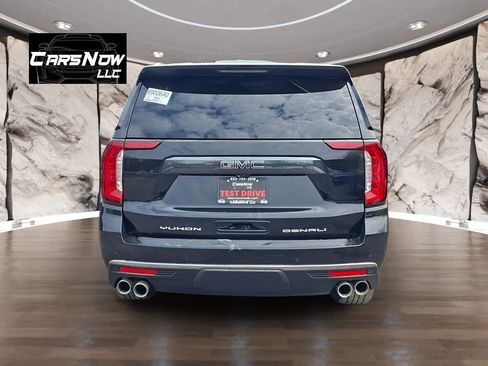 Used 2023 GMC Yukon XL Denali Ultimate AWD/4WD image 5