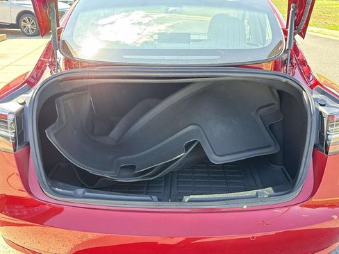 Used 2018 Tesla Model 3 Mid Range RWD image 25