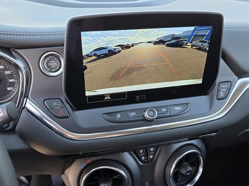 New 2026 Chevrolet Blazer LT w/ Convenience Package image 9