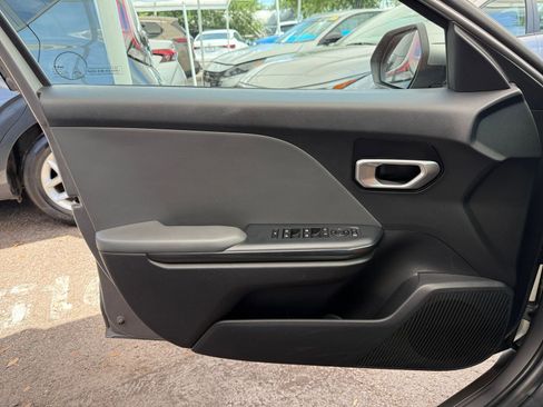 Used 2025 Kia K4 FWD image 18