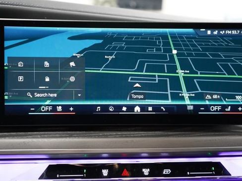 Used 2025 BMW 760i xDrive w/ Executive Package AWD/4WD image 29
