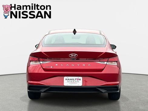 Used 2023 Hyundai Elantra SEL w/ Winter Weather Package image 3