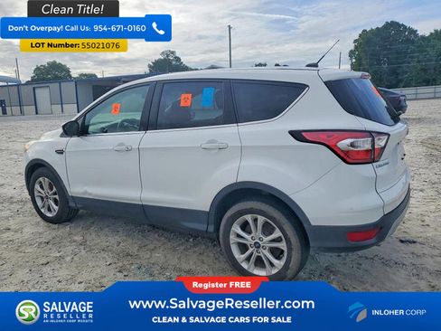 Used 2018 Ford Escape SE FWD image 3