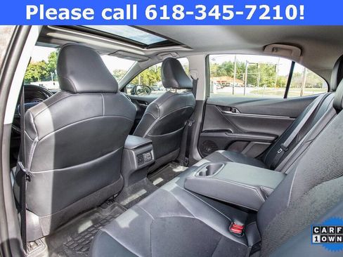 Used 2020 Toyota Camry XLE image 20