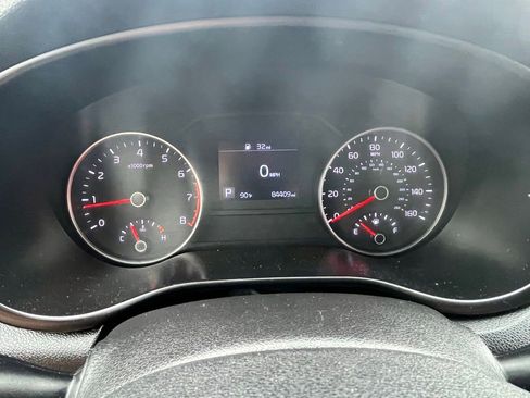Used 2021 Kia Sportage LX FWD image 11