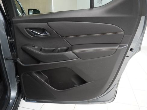 Used 2019 Chevrolet Traverse LS FWD image 30