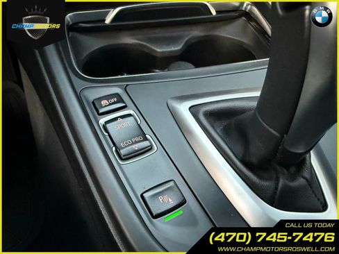 Used 2017 BMW 330i Sedan w/ Premium Package image 27