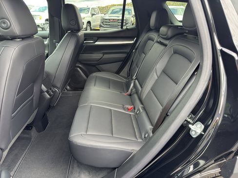 New 2026 GMC Terrain Elevation w/ Elevation Premium Package AWD/4WD image 10