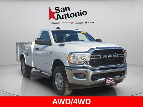 Certified 2022 RAM 2500 Tradesman image 2