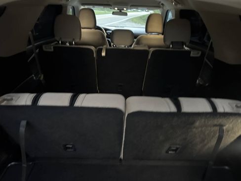 Used 2021 Ford Explorer 4WD image 19