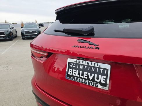 Used 2024 Jaguar F-PACE R-Dynamic S image 15