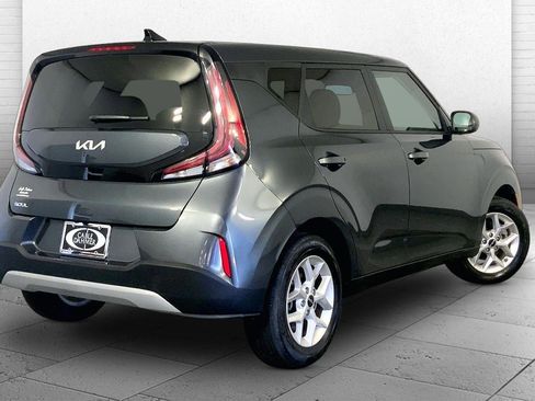 Certified 2025 Kia Soul LX image 13