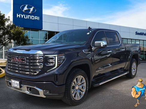 Used 2022 GMC Sierra 1500 Denali AWD/4WD image 1