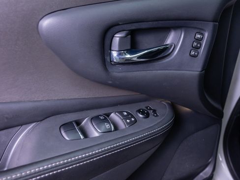 Used 2021 Nissan Murano SL AWD/4WD image 18