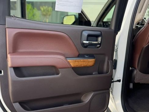 Used 2014 Chevrolet Silverado 1500 High Country image 10