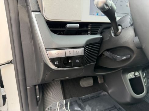 Certified 2024 Hyundai Ioniq 5 SEL RWD image 19