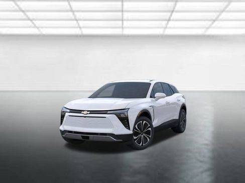 New 2026 Chevrolet Blazer EV LT AWD/4WD image 8