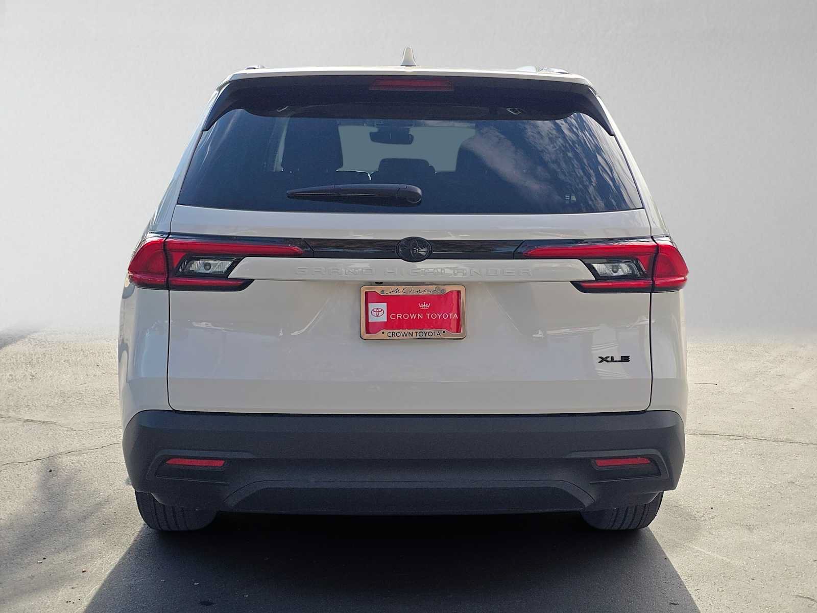 Certified 2024 Toyota Grand Highlander FWD image 4