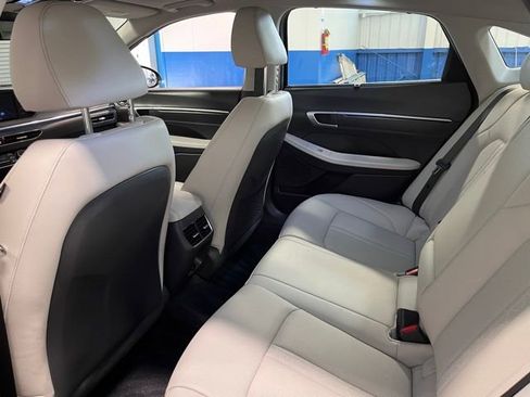 Used 2023 Hyundai Sonata Limited image 14