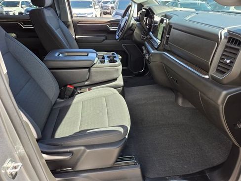 Used 2026 Chevrolet Silverado 1500 LT w/ Safety Package RWD image 14