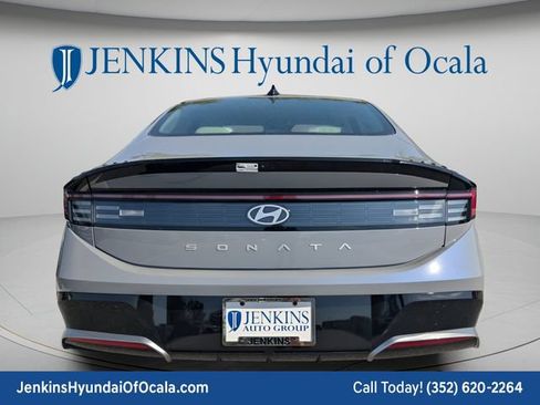New 2026 Hyundai Sonata SEL FWD image 4