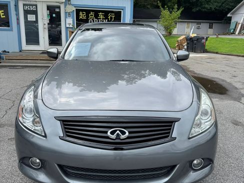 Used 2013 INFINITI G37 x Sedan w/ Premium Pkg AWD/4WD image 2