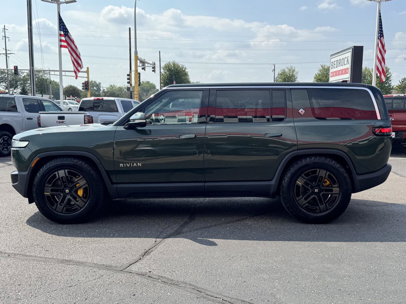 Used 2023 Rivian R1S Adventure Quad AWD/4WD image 4